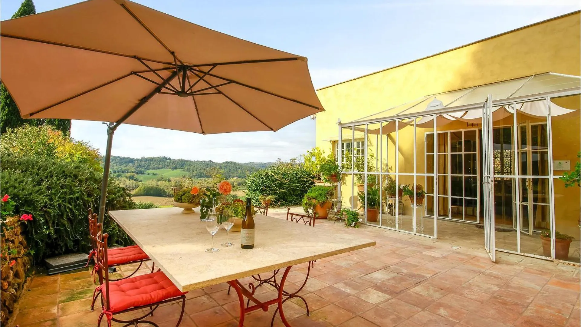 Castagneto Villa Ghizzano 0*,